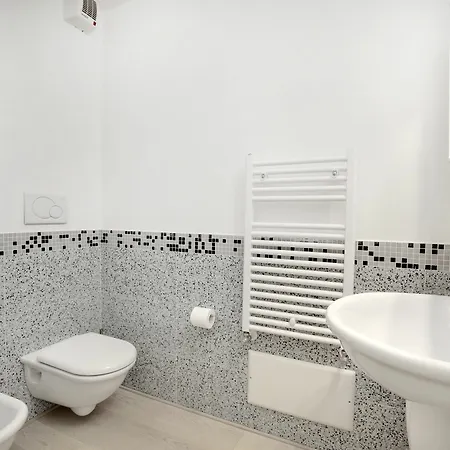 Ξενοδοχείο με διαμερίσματα La Fontaine Λίντο της Βενετίας