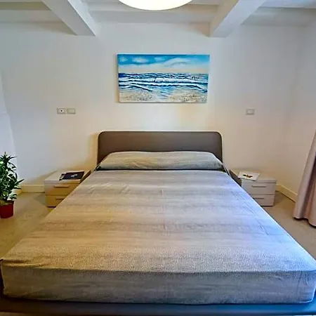 La Fontaine Aparthotel 4*