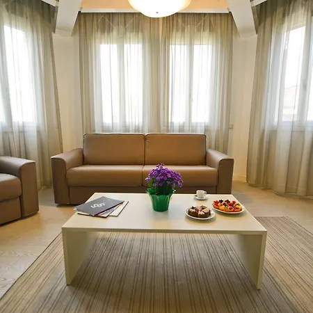 شقة فندقية La Fontaine 4*