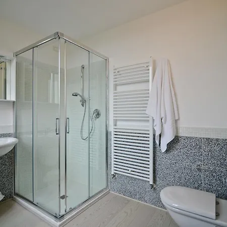 La Fontaine Apart Otel Venedik-Lido