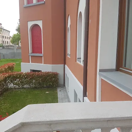 La Fontaine Апарт-отель 4*