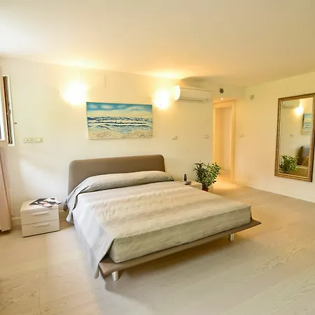 شقة فندقية La Fontaine 4*