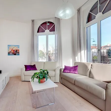 Apart Otel La Fontaine 4*