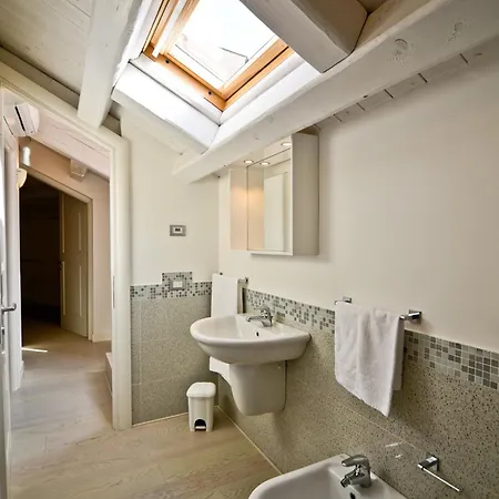 شقة فندقية La Fontaine 4*