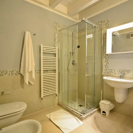شقة فندقية La Fontaine 4*