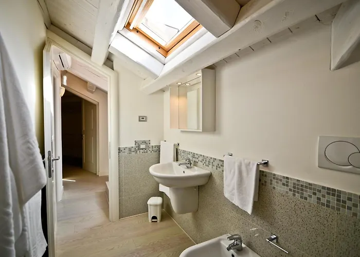 Lägenhetshotell La Fontaine 4*