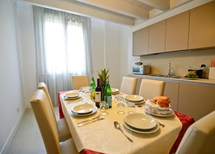 Lägenhetshotell La Fontaine 4*